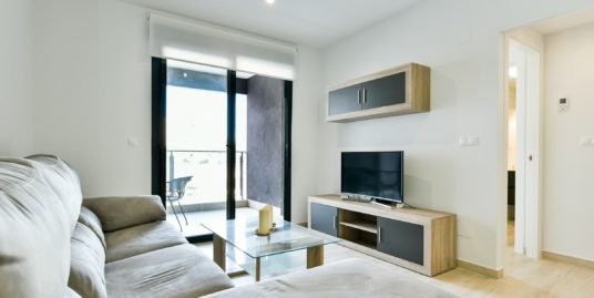 Appartement 3 Zimmer, 2 Bäder, Pool, 100 Meter vom Strand entfernt
